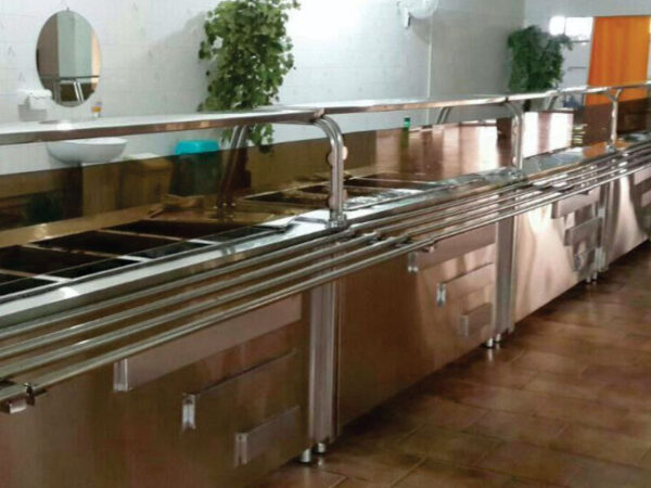 مدیر و مجری پروژه‌های آشپزخانه‌های صنعتی بزرگ بالای ۱۰۰۰ متر