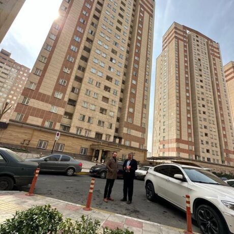 photo_5994529573955552631_y