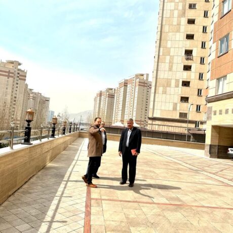 photo_5994529573955552636_y