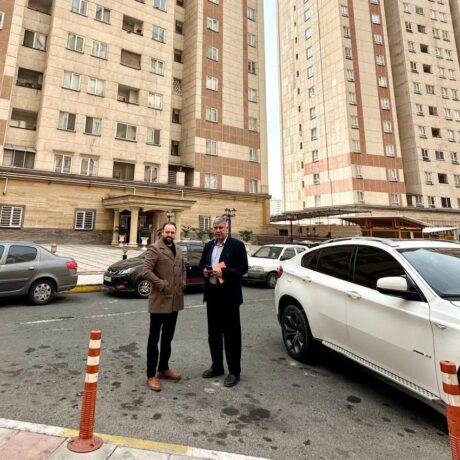 photo_5994529573955552642_y