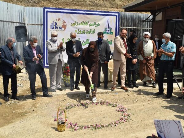 photo_5994529573955552765_y