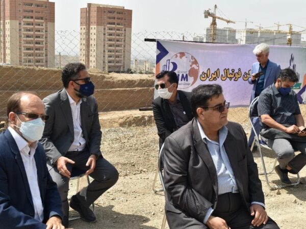 photo_5994529573955552779_y