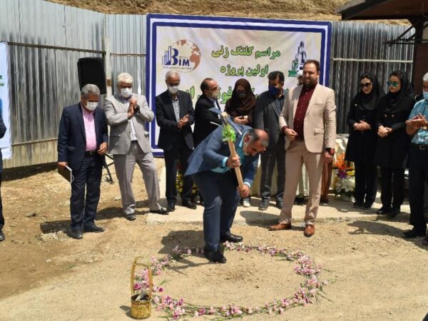 photo_5994529573955552781_y