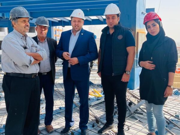 photo_5994529573955552795_y