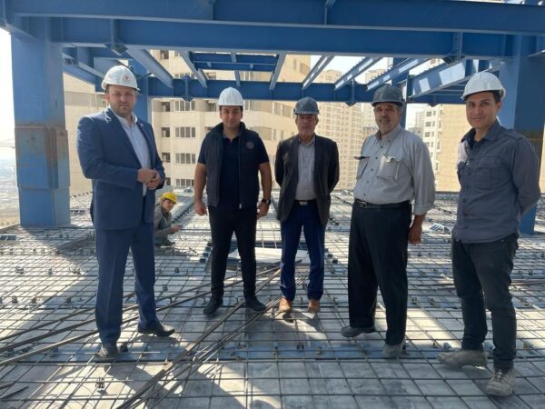 photo_5994529573955552798_y