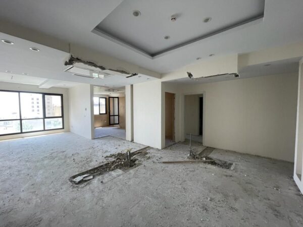 photo_5994529573955552823_y