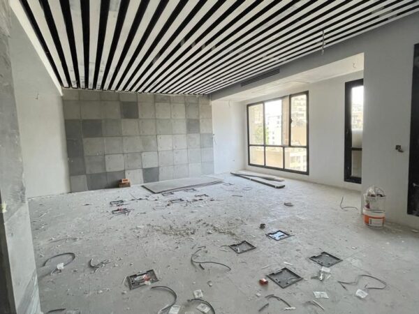 photo_5994529573955552824_y