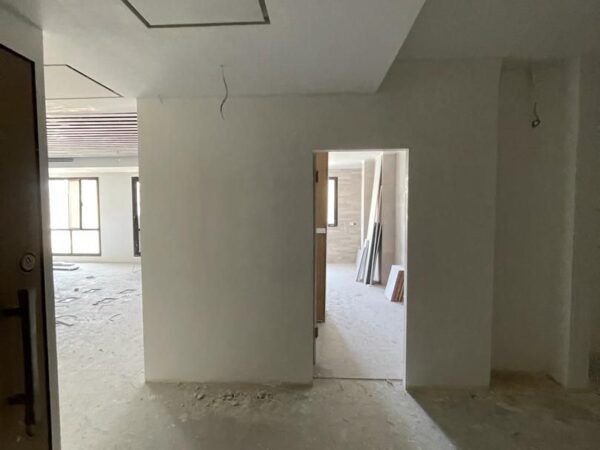 photo_5994529573955552843_y