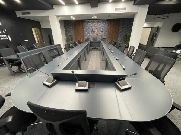 photo_5994529573955552853_y