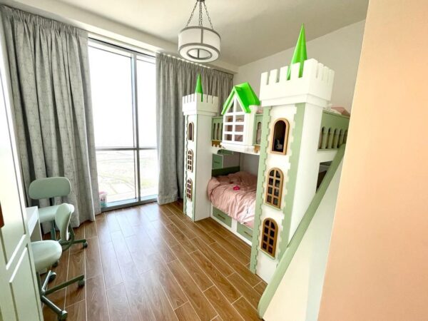 photo_5994529573955552870_y