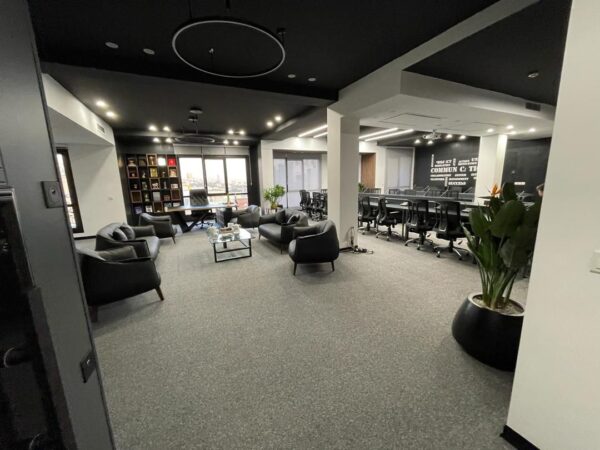 photo_5994529573955552872_y