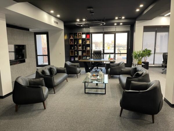 photo_5994529573955552878_y