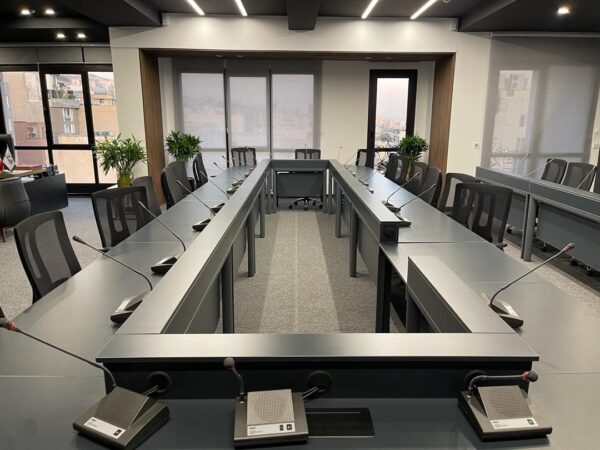 photo_5994529573955552881_y