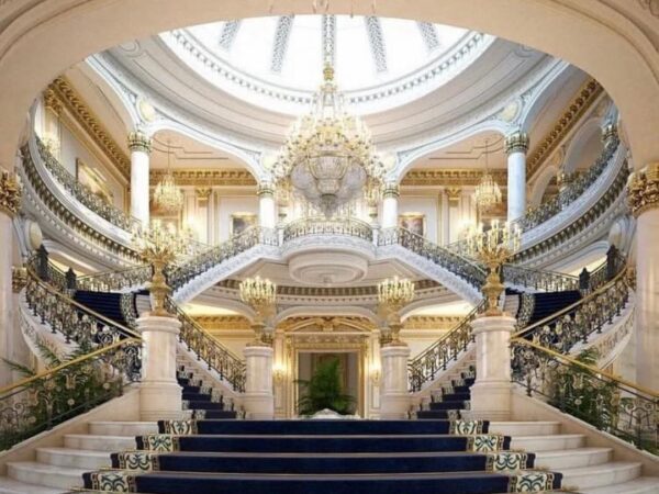 photo_5994529573955552894_y