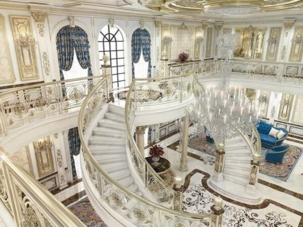 photo_5994529573955552897_y