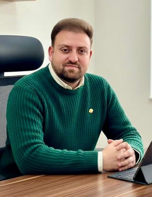 ابوذر شهپری مالک هلدینگ بیم